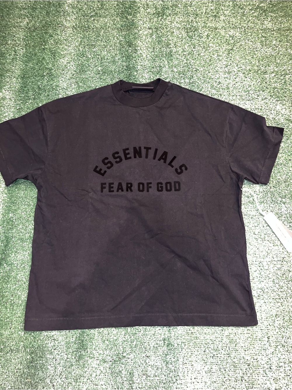 Fear of God Essentials Black Short-Sleeve Logo Tee